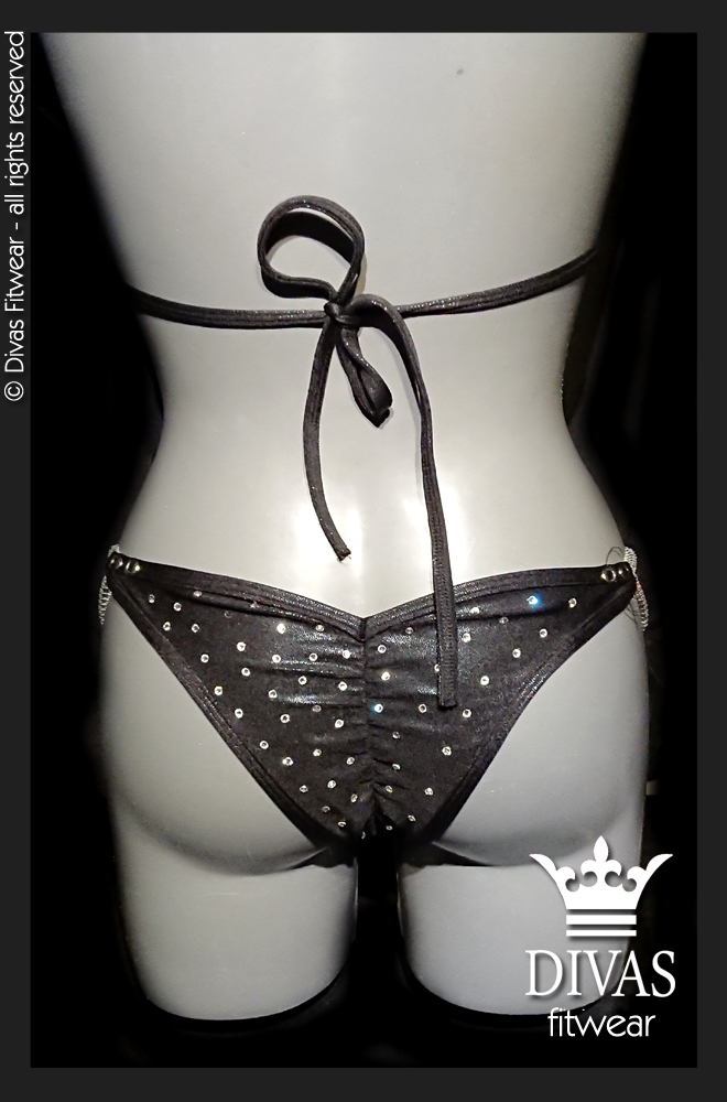 RENTAL Bikini Suit 'Nightwatch'