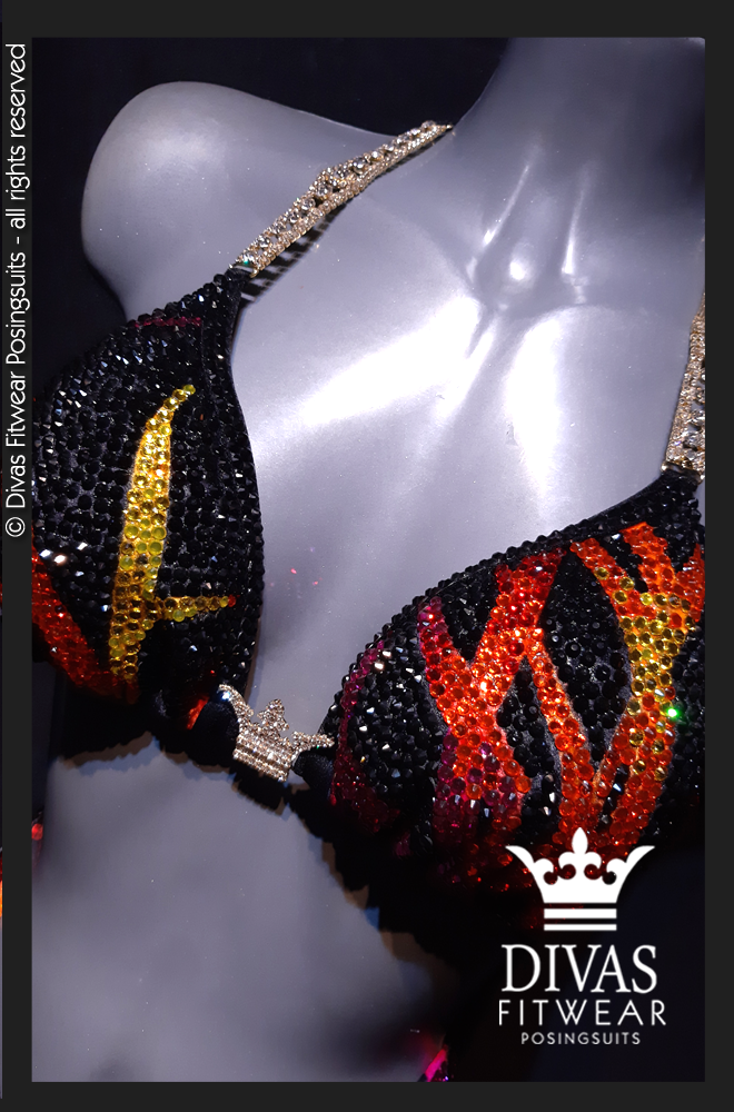 RENTAL Cross Back Figure Suit 'Mariola'